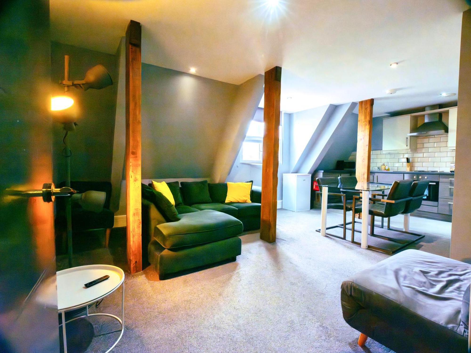 2 Bedroom Apartment In The Heart Of Newcastle - Spacious - Sleeps 7 外观 照片
